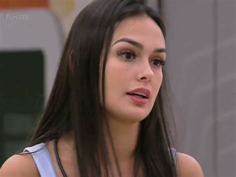 BBB23: Larissa Santos mostrou a buceta sem calcinha e pagou。